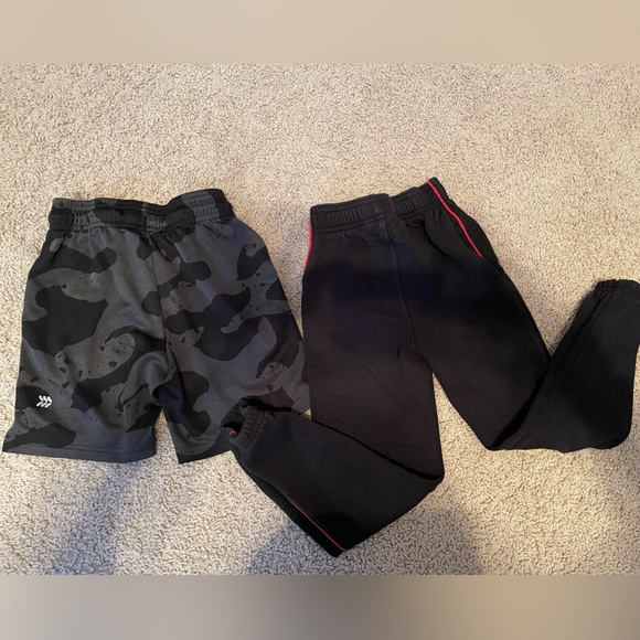Shorts/Joggers bundle - Picture 2 of 2